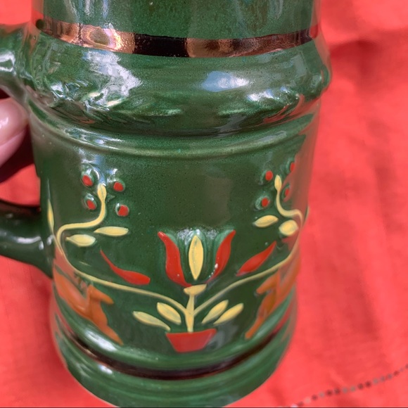 Pennsylvania Dutch Pottery mug, green with deer - Picture 6 of 7